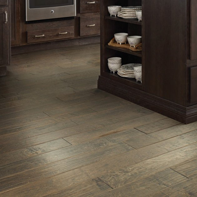Shaw Floors Epic Plus Yukon Maple 6 3/8 Timberwolf