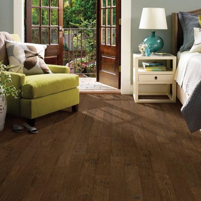 Shaw Floors EPIC Plus Wynfield Hickory 5 Weathered Saddl