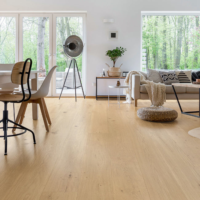 Ravenna Hardwood Collection NY Dusty Statue