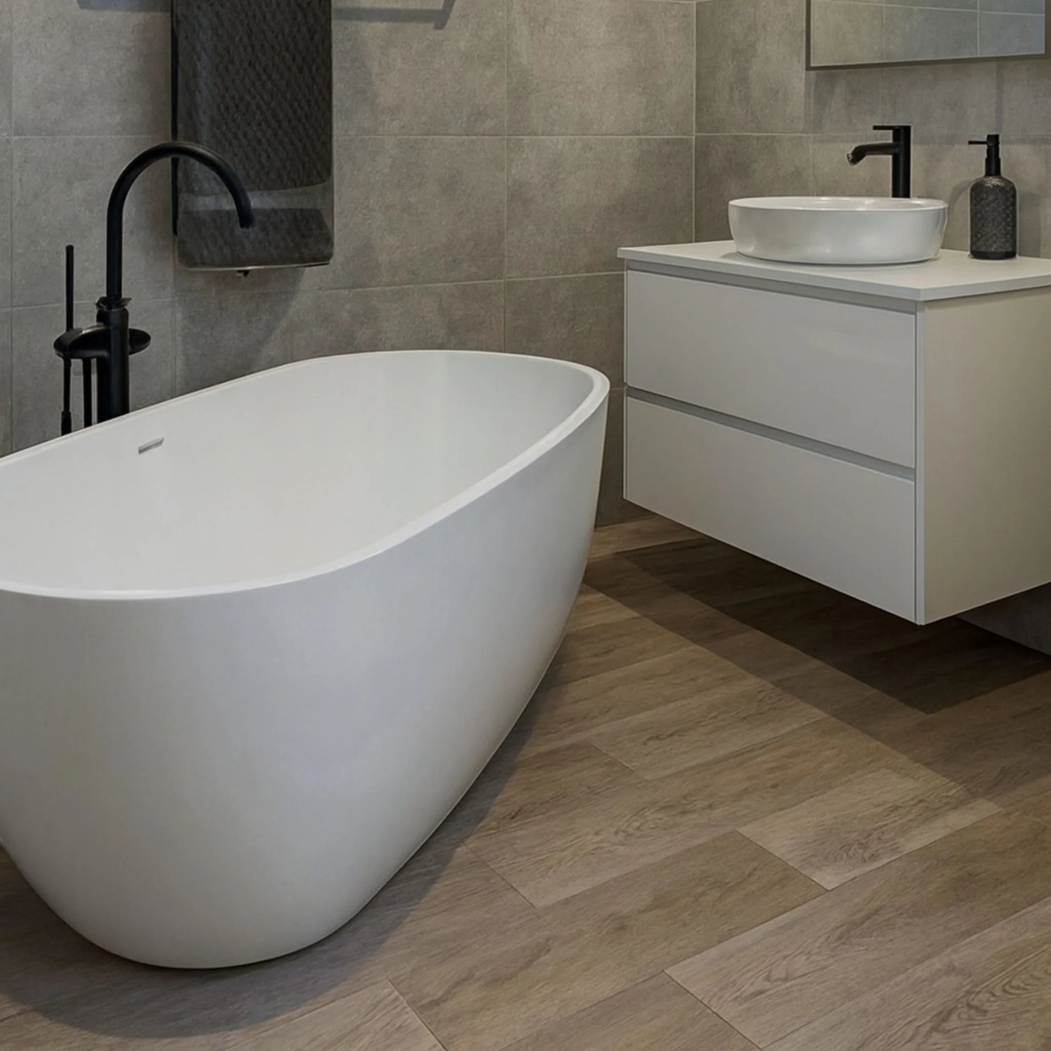 bathroomflooringbyaquaproofwaterprooflooring