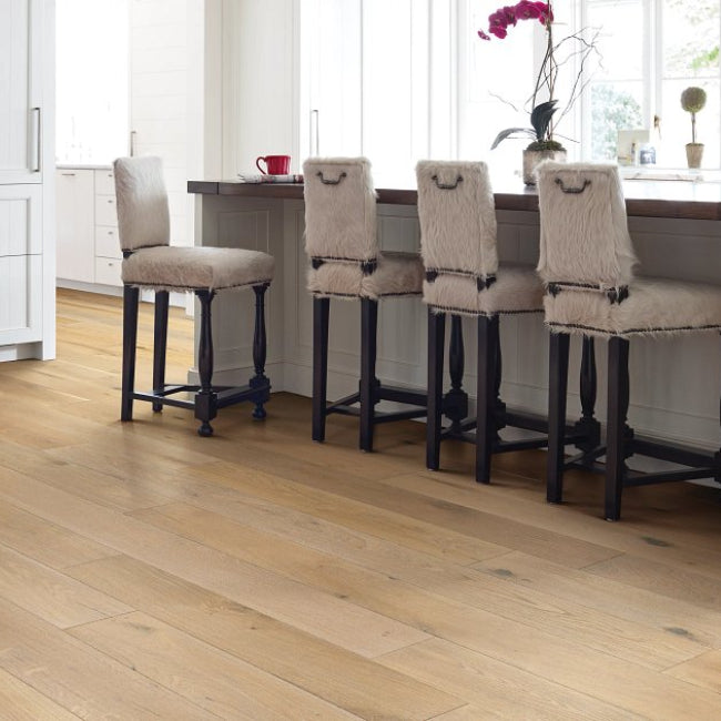 Shaw Castlewood Collection Oak Chatelaine