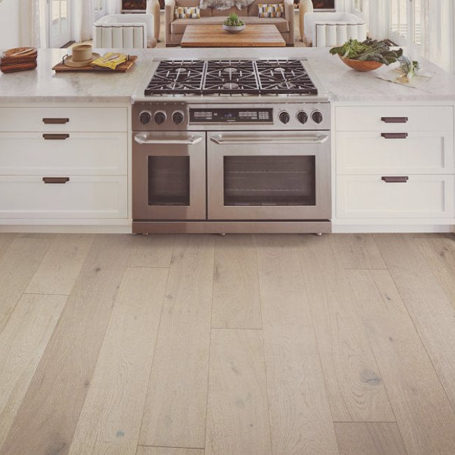 Shaw Castlewood Collection Oak Knight